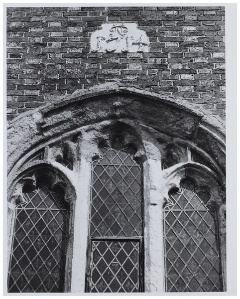 Ornamented date