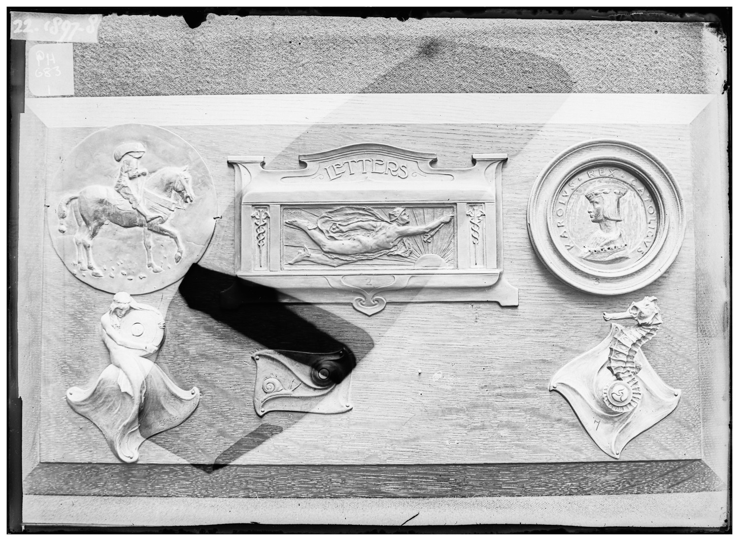 Metalwork, enamelling