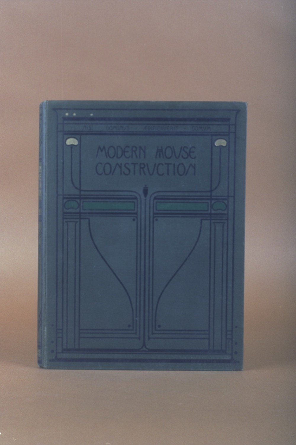 The principles and practice of modern house-construction : - including water-supply and fittings--sanitary fittings and plumbing--drainage and sewage-disposal--warming ventilation--lighting--santiary aspects of furniture and decoration--climage and situation stables--sanitary law, &c. ; illustrated by above 700 figures in the text, and a series of separately-printed plates / - Edited by G. Lister Sutcliffe [written by various authors]. - Divisional vol.1.