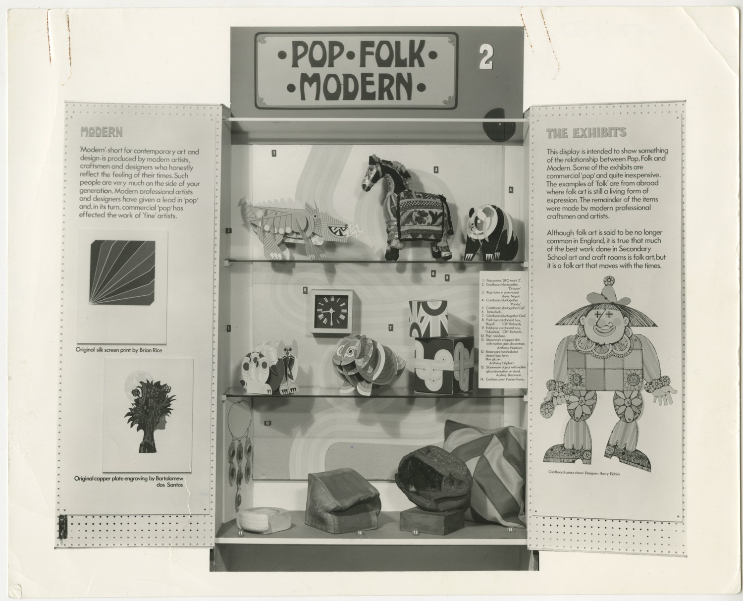 Pop Folk Modern - Photograph