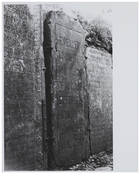 Tombstones West